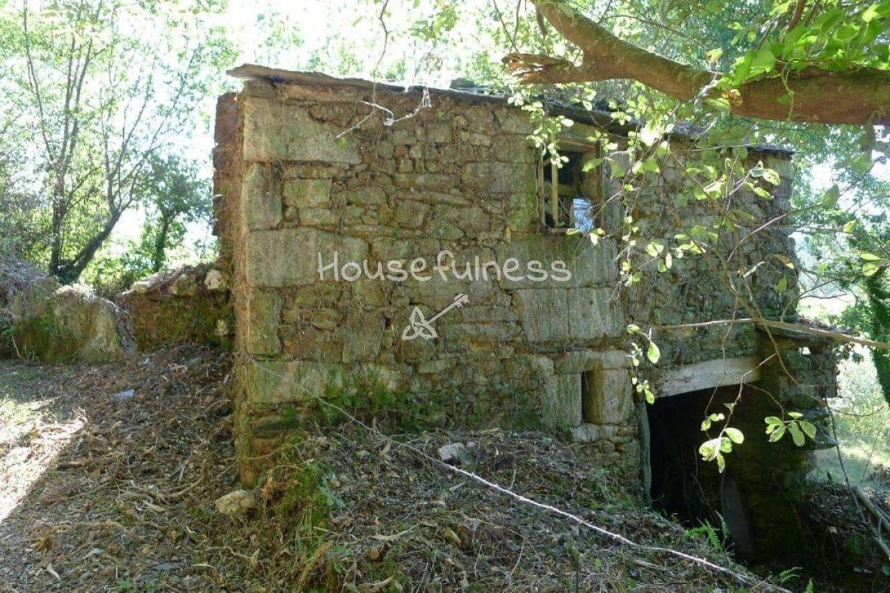 6 soveværelse Finca/Landehus til salg i Monfero - € 150.000 (Ref: 9236039)