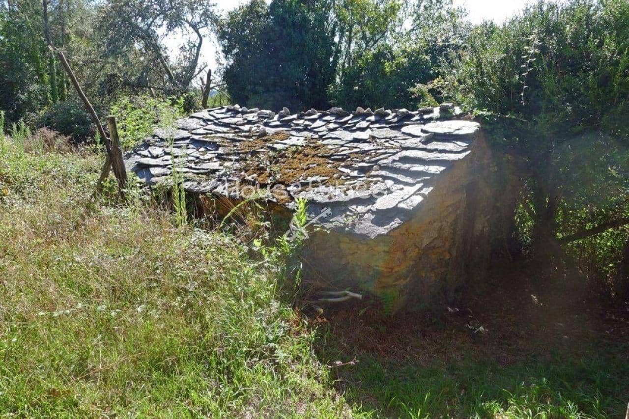 6 soveværelse Finca/Landehus til salg i Monfero - € 150.000 (Ref: 9236039)