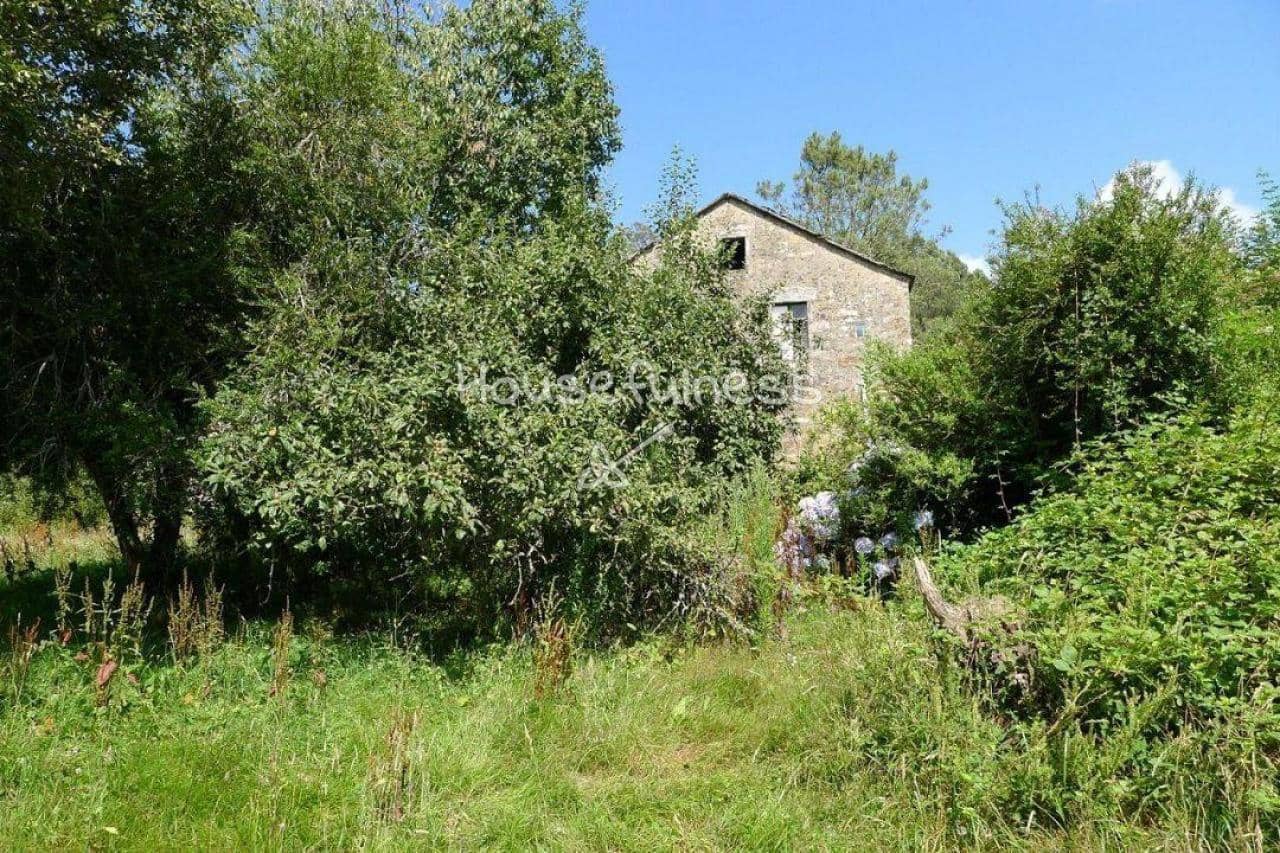 6 soveværelse Finca/Landehus til salg i Monfero - € 150.000 (Ref: 9236039)