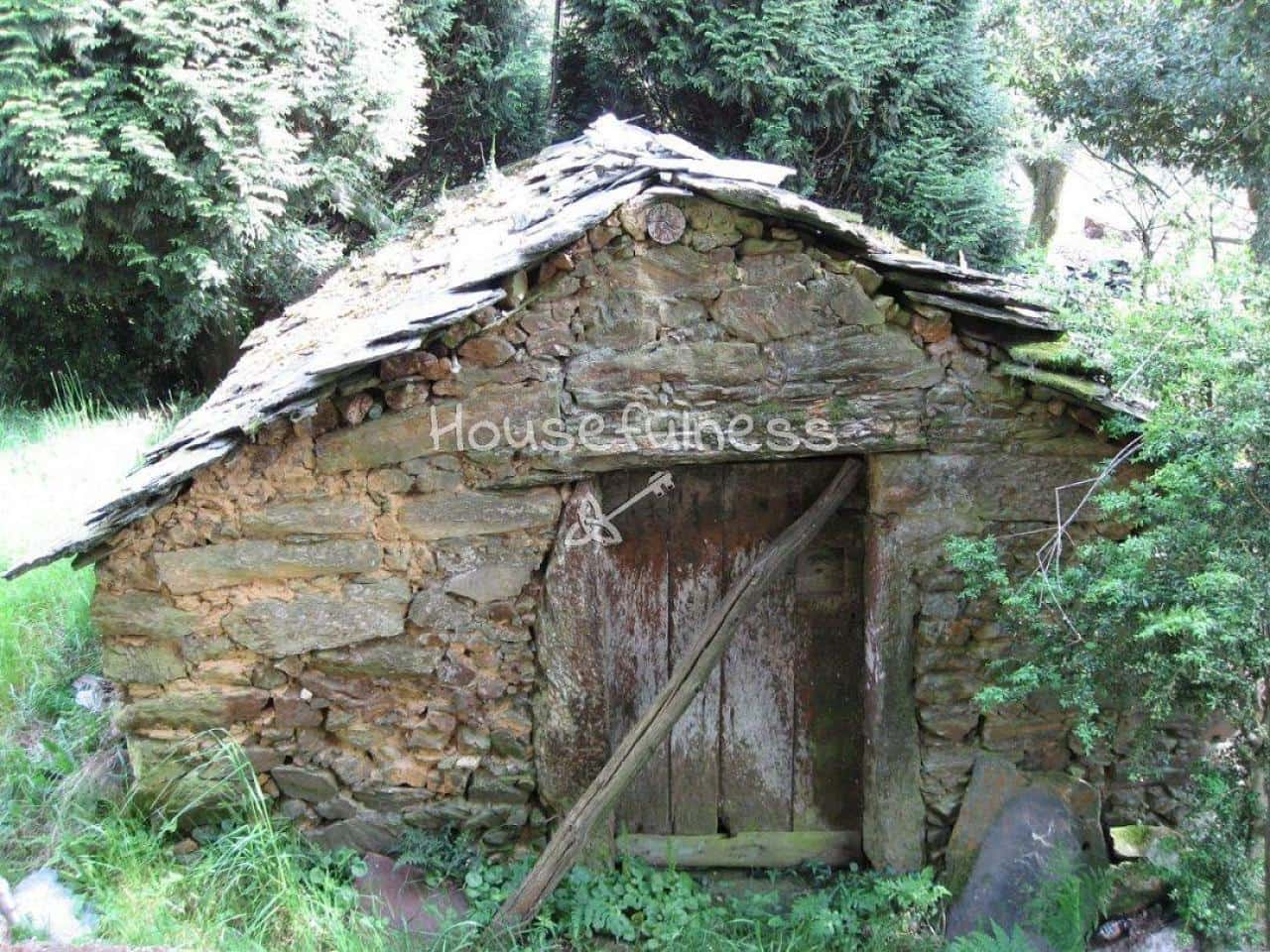 6 soveværelse Finca/Landehus til salg i Monfero - € 150.000 (Ref: 9236039)