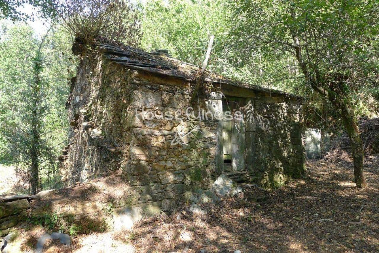 6 soveværelse Finca/Landehus til salg i Monfero - € 150.000 (Ref: 9236039)