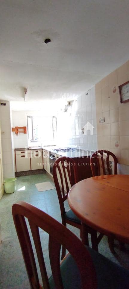 Casa de 3 habitaciones en Ferrol en venta - 110.000 € (Ref: 9239554)