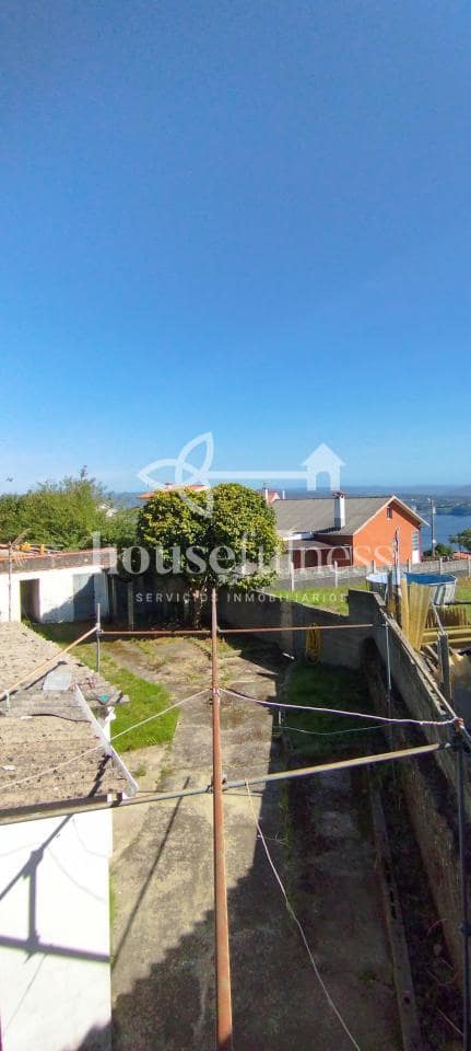 Casa de 3 habitaciones en Ferrol en venta - 110.000 € (Ref: 9239554)