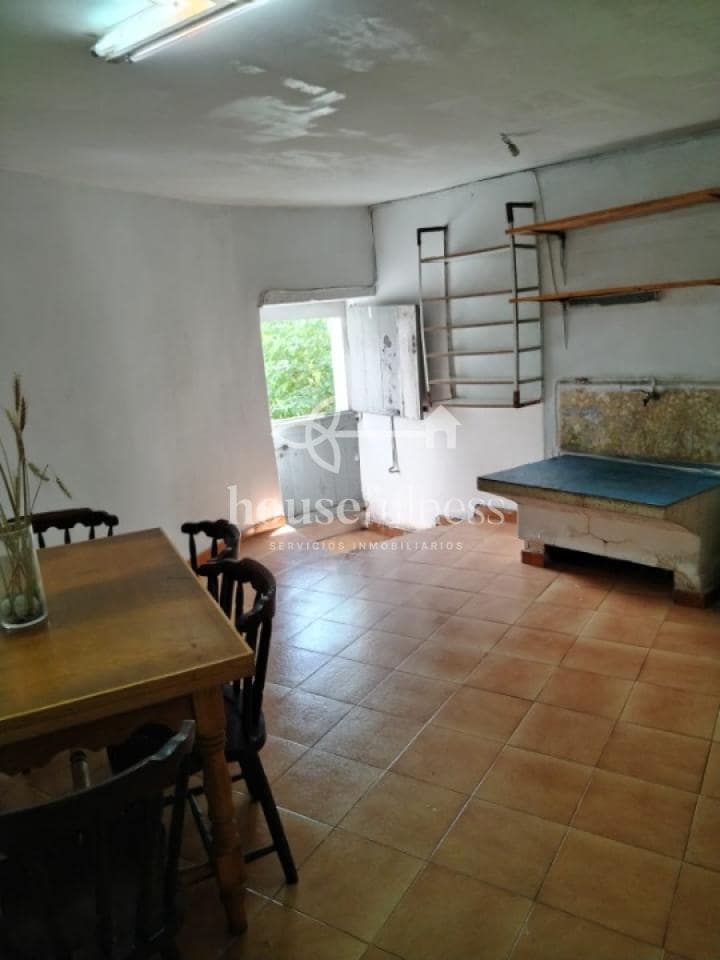 Casa de 3 habitaciones en Ferrol en venta - 110.000 € (Ref: 9239554)