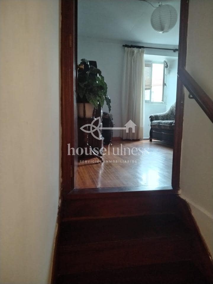 Casa de 3 habitaciones en Ferrol en venta - 110.000 € (Ref: 9239554)