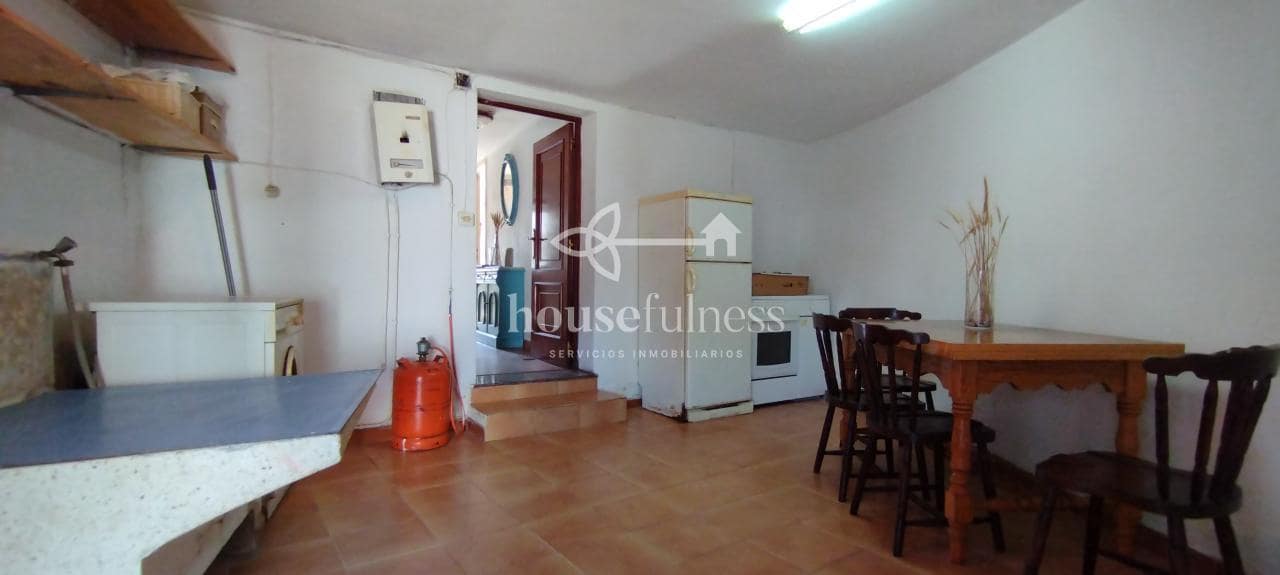 Casa de 3 habitaciones en Ferrol en venta - 110.000 € (Ref: 9239554)