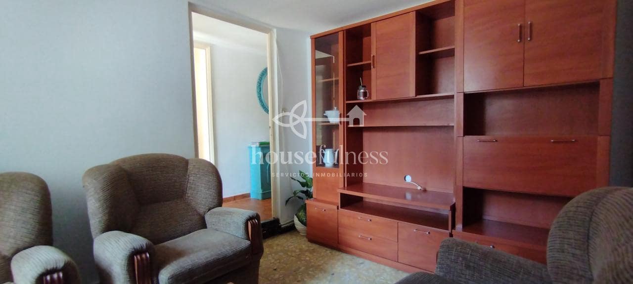 Casa de 3 habitaciones en Ferrol en venta - 110.000 € (Ref: 9239554)