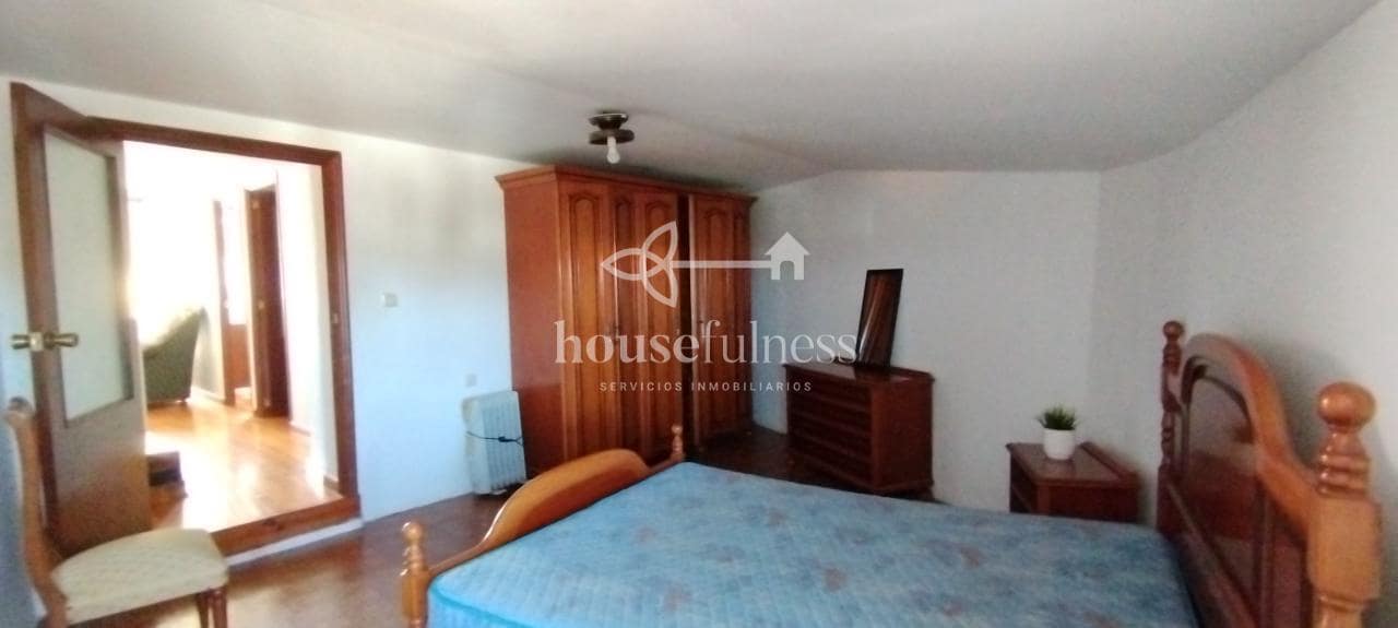 Casa de 3 habitaciones en Ferrol en venta - 110.000 € (Ref: 9239554)