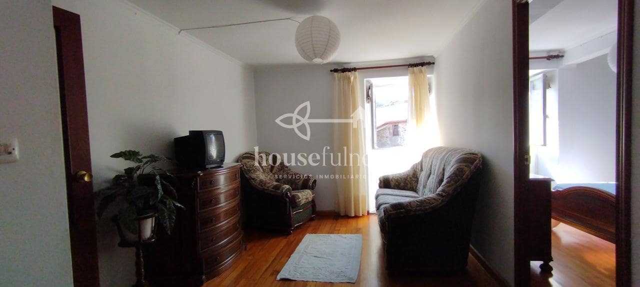 Casa de 3 habitaciones en Ferrol en venta - 110.000 € (Ref: 9239554)