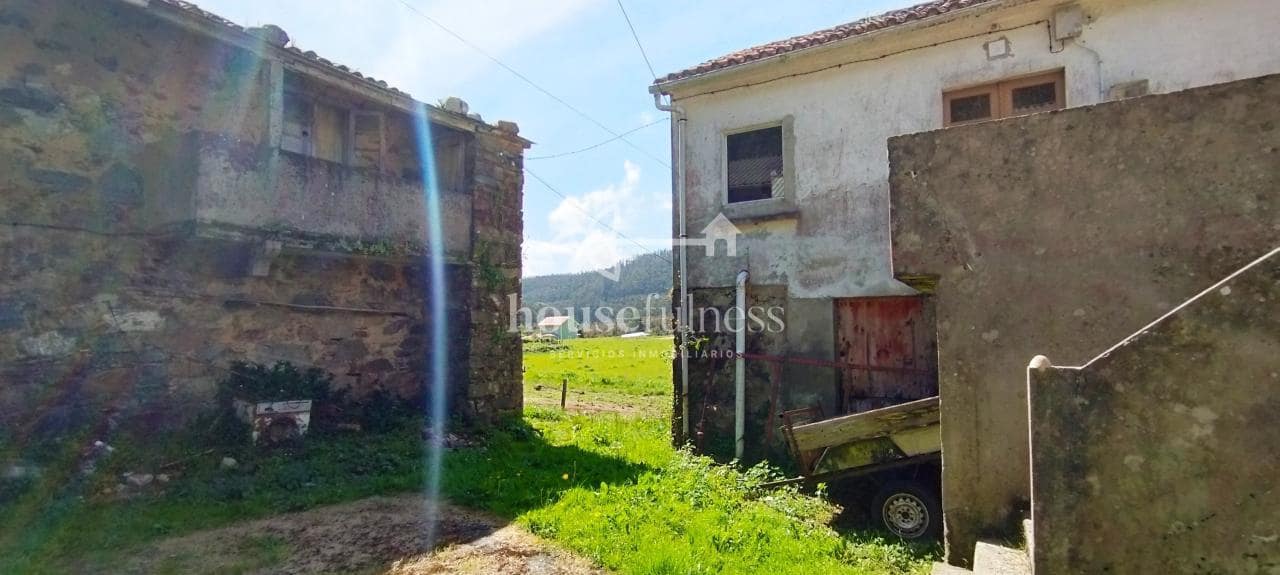 5 slaapkamer Finca/Landhuis te koop in Cerdido met garage - € 70.000 (Ref: 9242724)