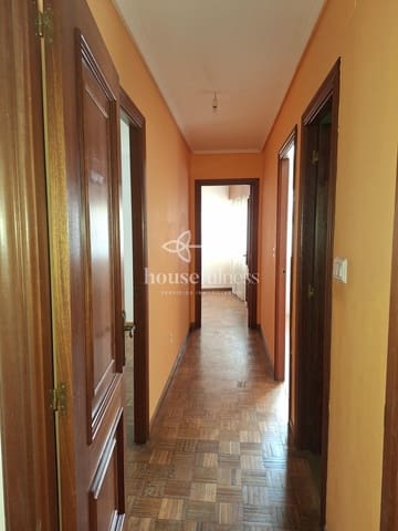 3 bedroom Flat for sale in Mugardos - € 85,000 (Ref: 9246372)