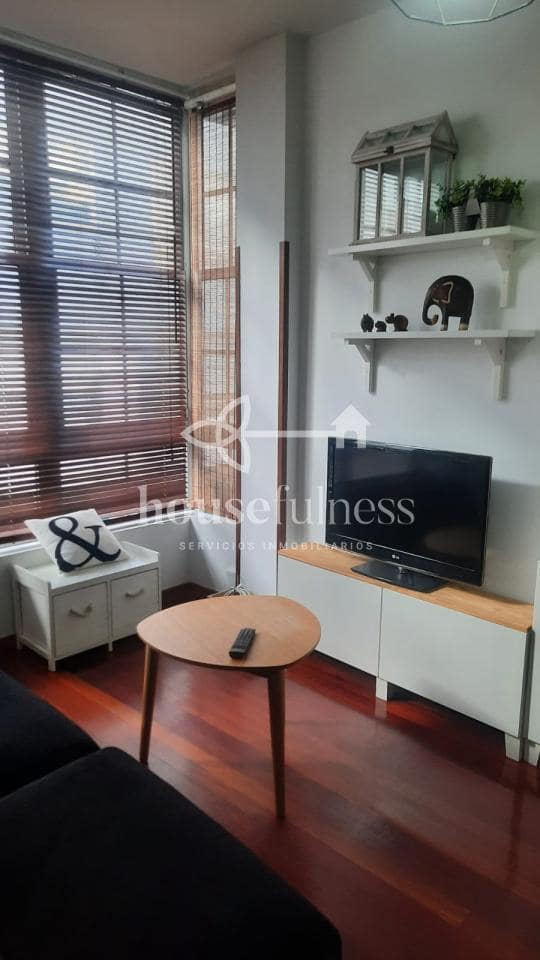 2 sovrum Lägenhet att hyra i Ferrol - 600 € (Ref: 9251884)