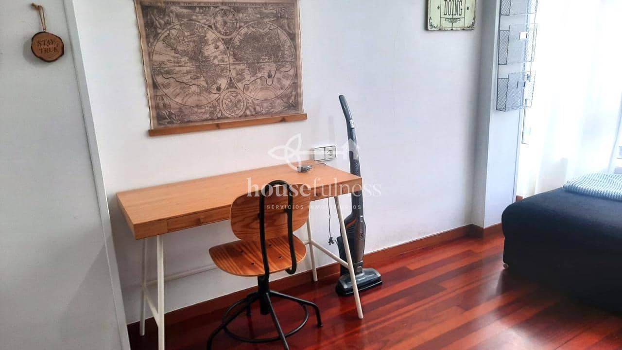 2 sovrum Lägenhet att hyra i Ferrol - 600 € (Ref: 9251884)