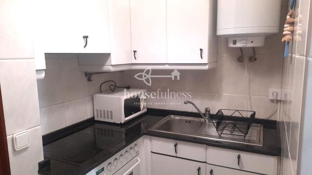 2 bedroom Flat for rent in Ferrol - € 600 (Ref: 9251884)