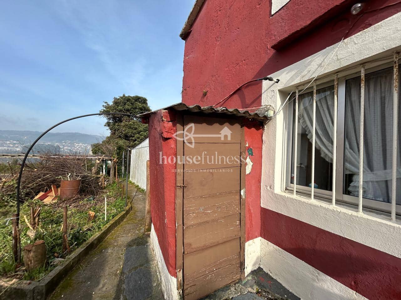 Omakotitalo myytävänä paikassa Ferrol - 105 000 € (Ref: 9251885)