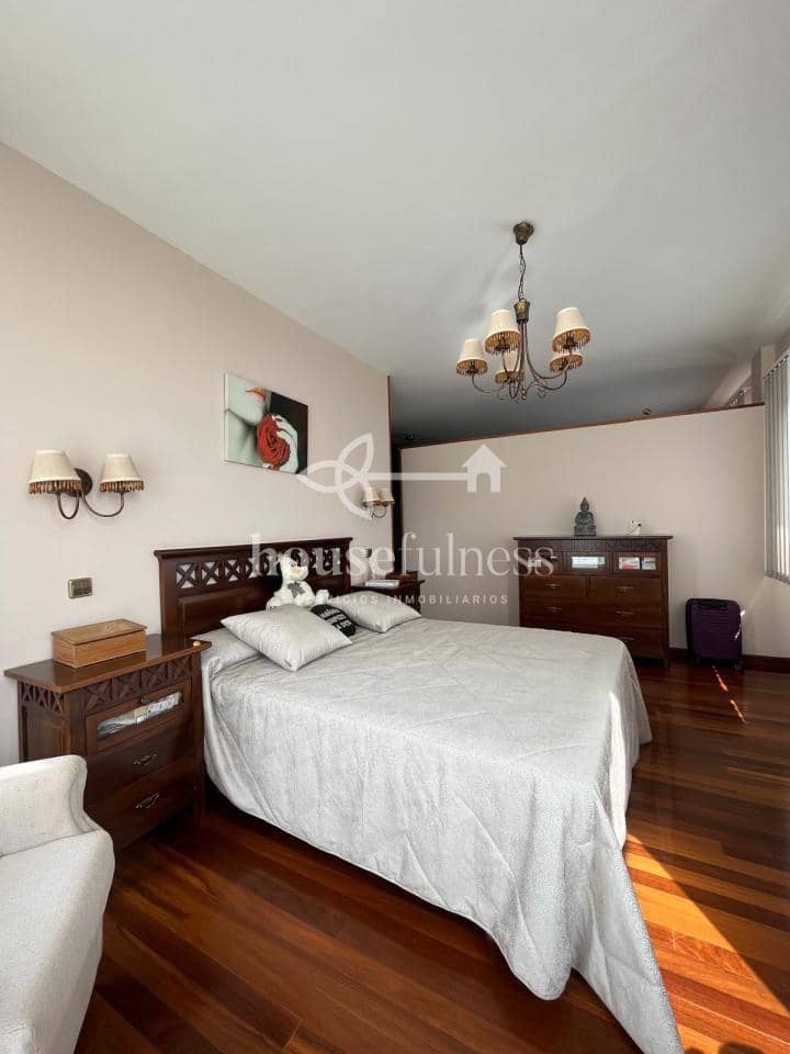 Chalet de 3 habitaciones en Fene en venta con piscina garaje - 430.000 € (Ref: 9251889)