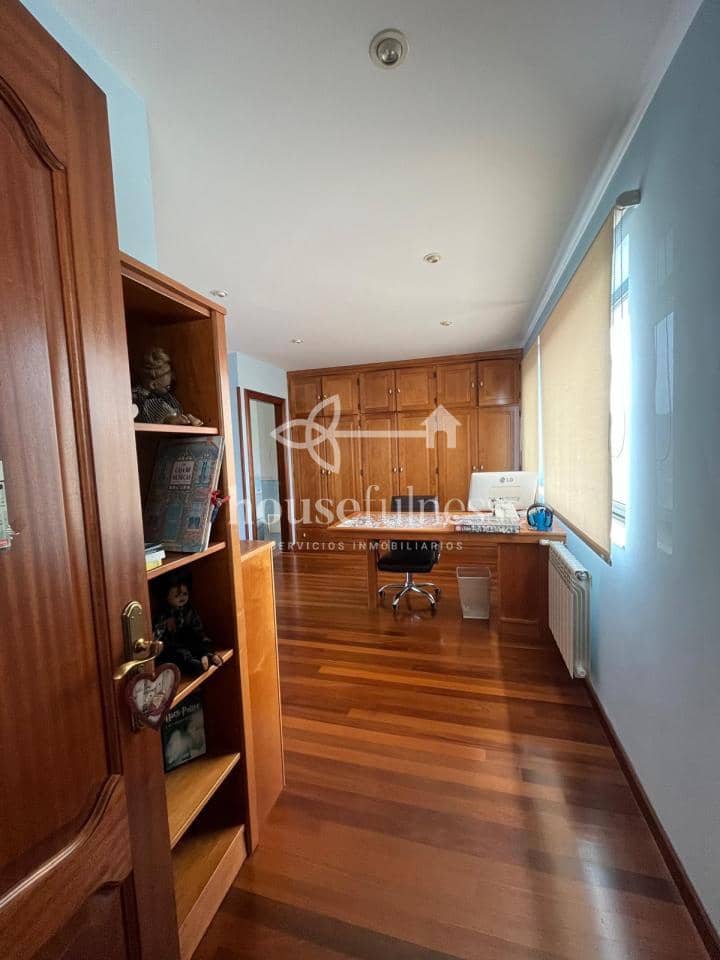 Chalet de 3 habitaciones en Fene en venta con piscina garaje - 430.000 € (Ref: 9251889)