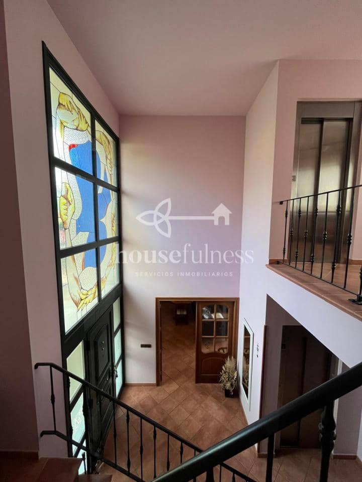 Chalet de 3 habitaciones en Fene en venta con piscina garaje - 430.000 € (Ref: 9251889)