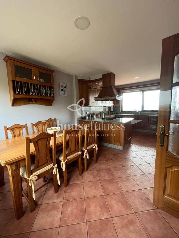 Chalet de 3 habitaciones en Fene en venta con piscina garaje - 430.000 € (Ref: 9251889)