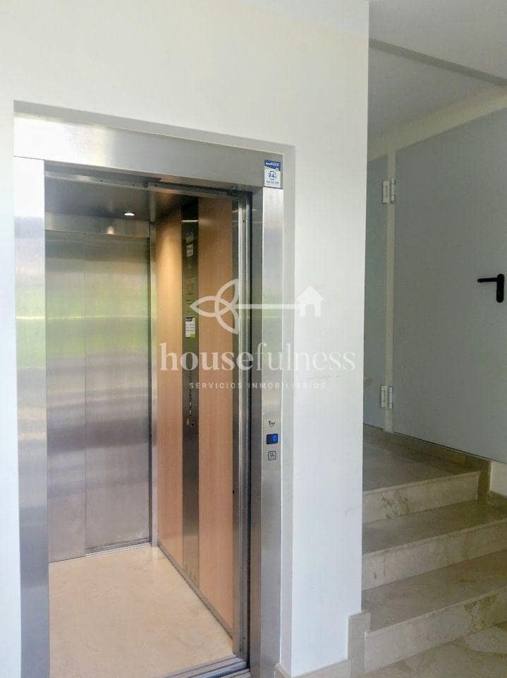 2 soverom Leilighet til salgs i Ferrol med garasje - € 129 000 (Ref: 9254736)