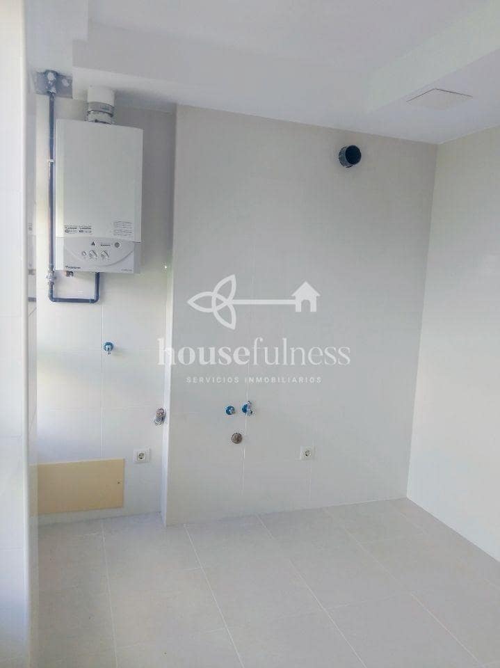 2 soverom Leilighet til salgs i Ferrol med garasje - € 129 000 (Ref: 9254736)