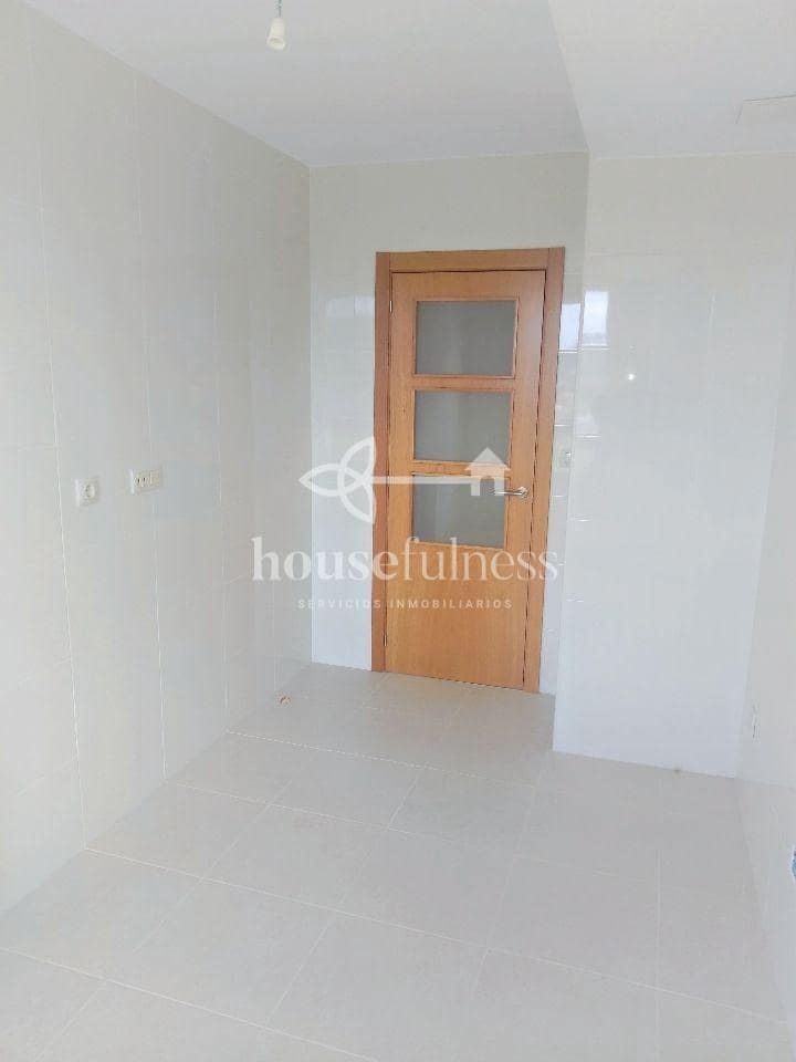 2 soverom Leilighet til salgs i Ferrol med garasje - € 129 000 (Ref: 9254736)