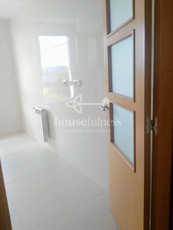 2 soverom Leilighet til salgs i Ferrol med garasje - € 129 000 (Ref: 9254736)