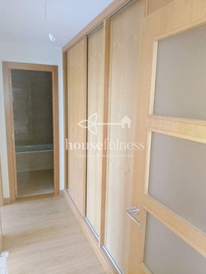 2 soverom Leilighet til salgs i Ferrol med garasje - € 129 000 (Ref: 9254736)