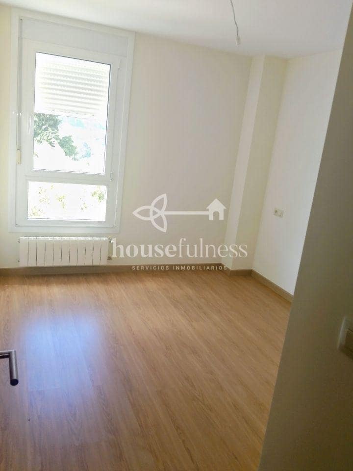 2 soverom Leilighet til salgs i Ferrol med garasje - € 129 000 (Ref: 9254736)