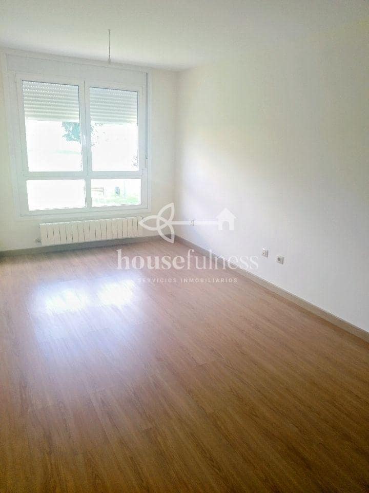 2 soverom Leilighet til salgs i Ferrol med garasje - € 129 000 (Ref: 9254736)