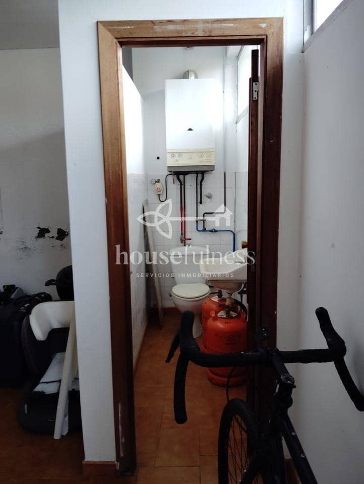 8 bedroom Townhouse for sale in Pontedeume - € 225,000 (Ref: 9256782)