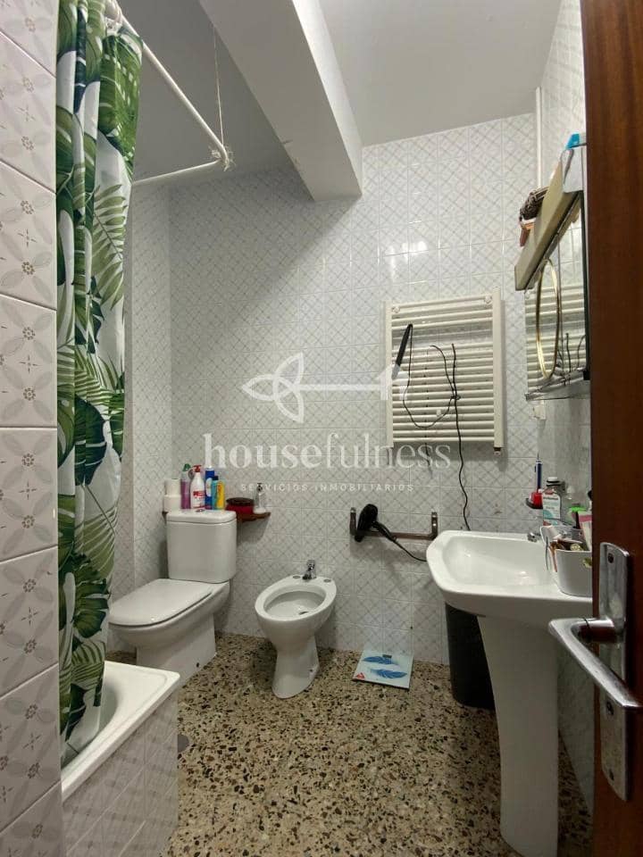 8 bedroom Townhouse for sale in Pontedeume - € 225,000 (Ref: 9256782)