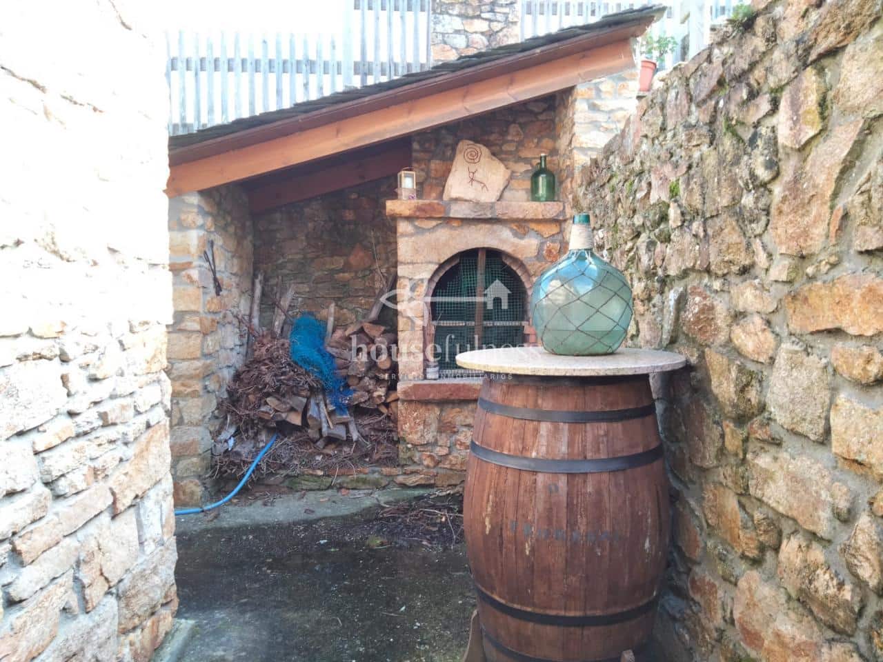 4 soveværelse Villa til salg i O Vicedo med garage - € 348.000 (Ref: 9264046)