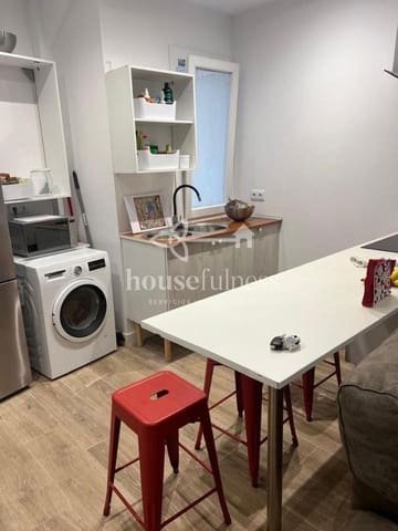 3 bedroom Flat for sale in Ferrol - € 120,000 (Ref: 9272117)