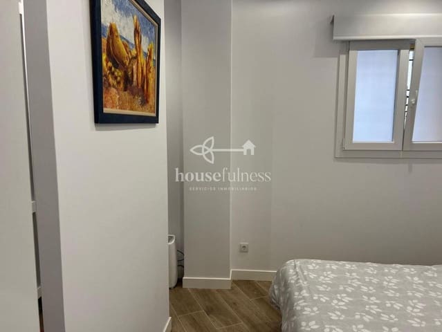 3 bedroom Flat for sale in Ferrol - € 120,000 (Ref: 9272117)