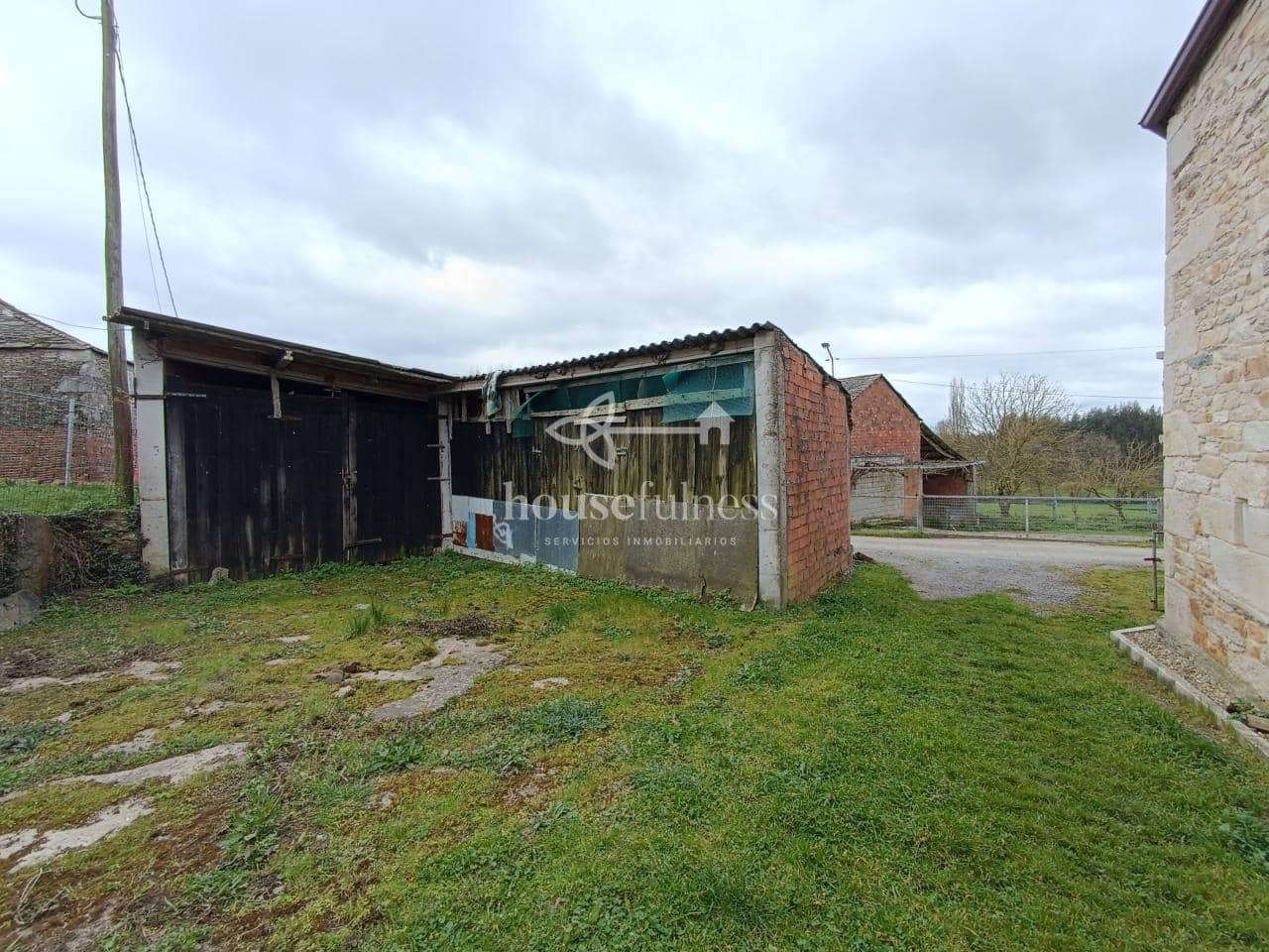 8 makuuhuone Maalaistalo myytävänä paikassa Friol mukana 
autotalli - 129 000 € (Ref: 9276063)