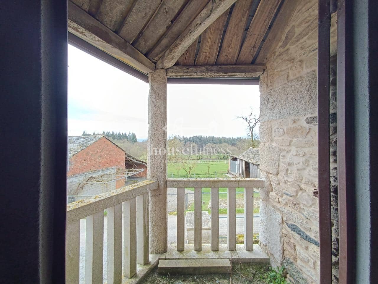 8 makuuhuone Maalaistalo myytävänä paikassa Friol mukana 
autotalli - 129 000 € (Ref: 9276063)