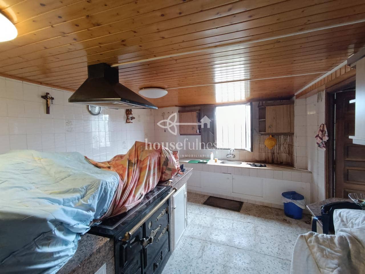 8 makuuhuone Maalaistalo myytävänä paikassa Friol mukana 
autotalli - 129 000 € (Ref: 9276063)