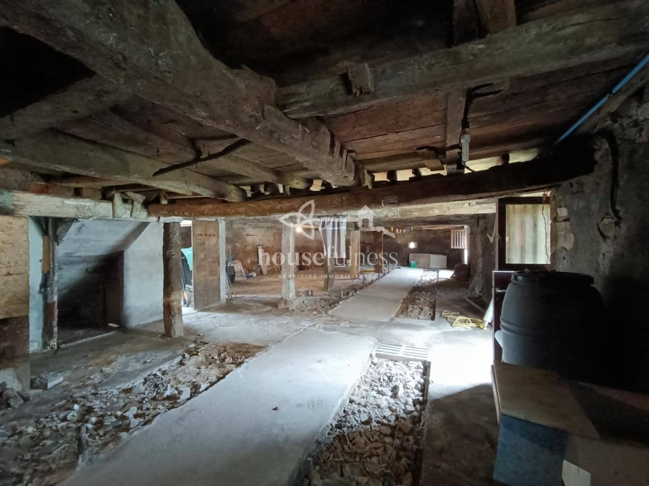 8 makuuhuone Maalaistalo myytävänä paikassa Friol mukana 
autotalli - 129 000 € (Ref: 9276063)