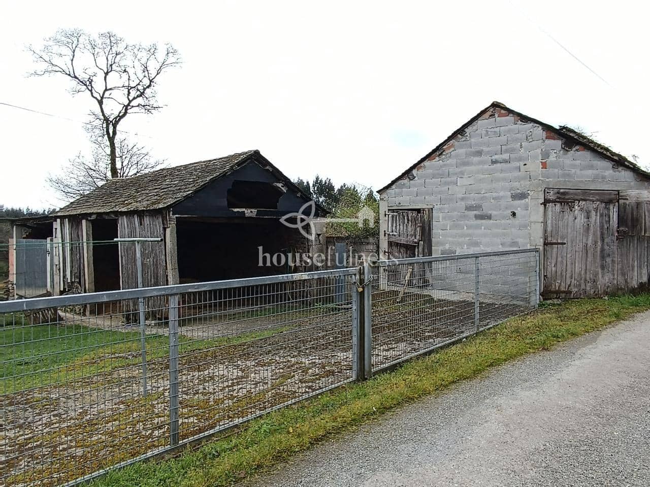 8 makuuhuone Maalaistalo myytävänä paikassa Friol mukana 
autotalli - 129 000 € (Ref: 9276063)