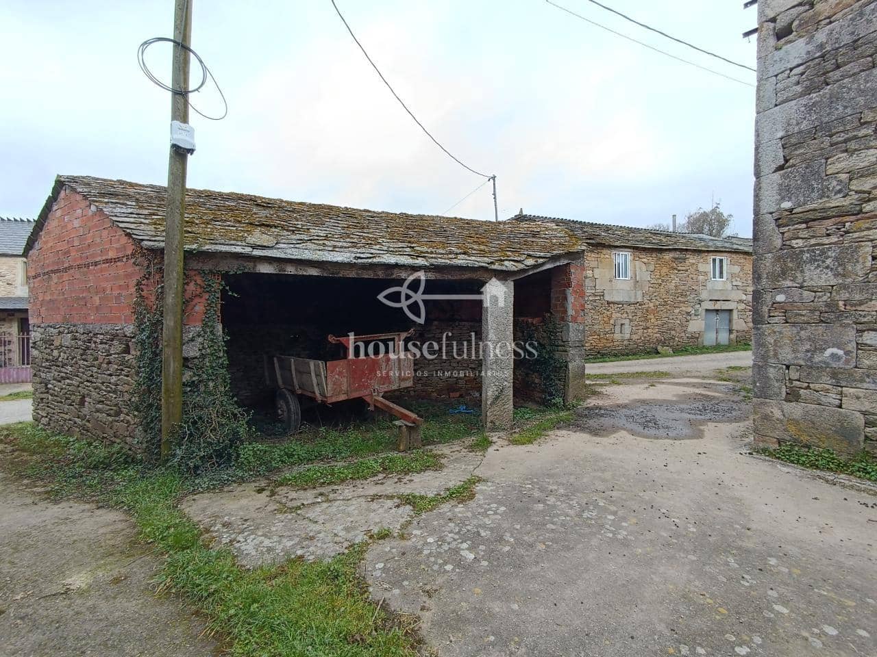 8 makuuhuone Maalaistalo myytävänä paikassa Friol mukana 
autotalli - 129 000 € (Ref: 9276063)