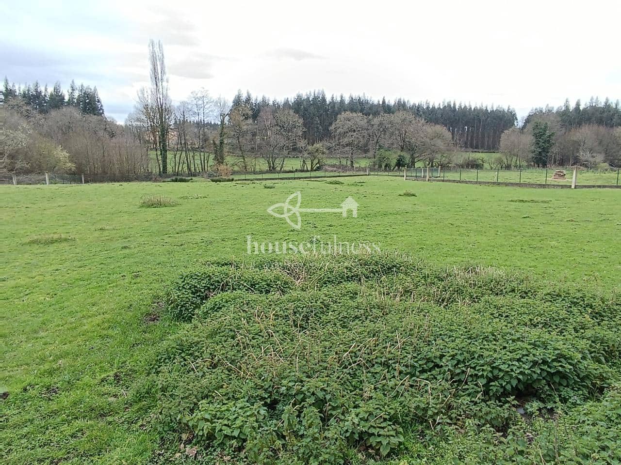 8 makuuhuone Maalaistalo myytävänä paikassa Friol mukana 
autotalli - 129 000 € (Ref: 9276063)