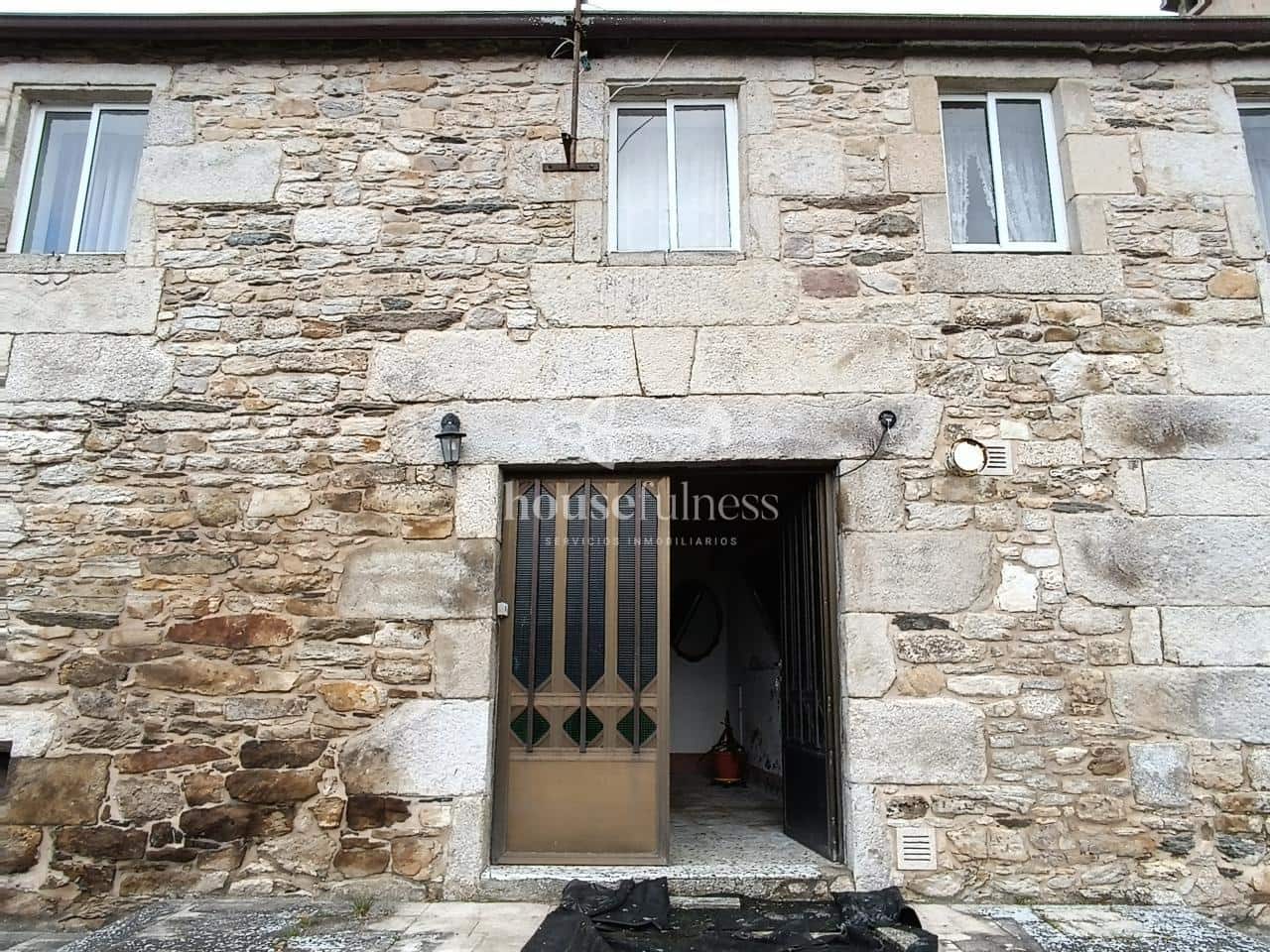 8 makuuhuone Maalaistalo myytävänä paikassa Friol mukana 
autotalli - 129 000 € (Ref: 9276063)