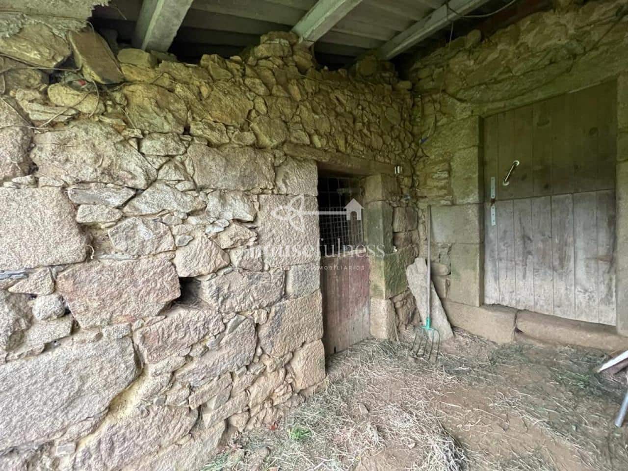 Finca/Herregård til salgs i Ferrol - € 85 000 (Ref: 9281126)