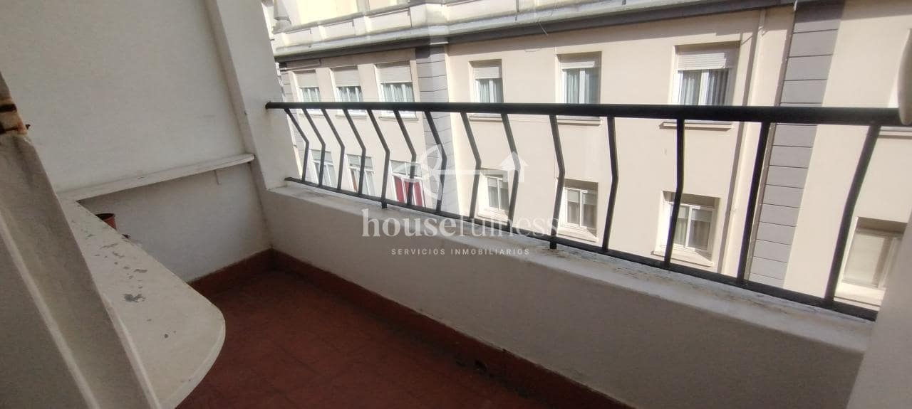 4 Zimmer Wohnung zu verkaufen in Ferrol mit Garage - 150.000 € (Ref: 9291059)