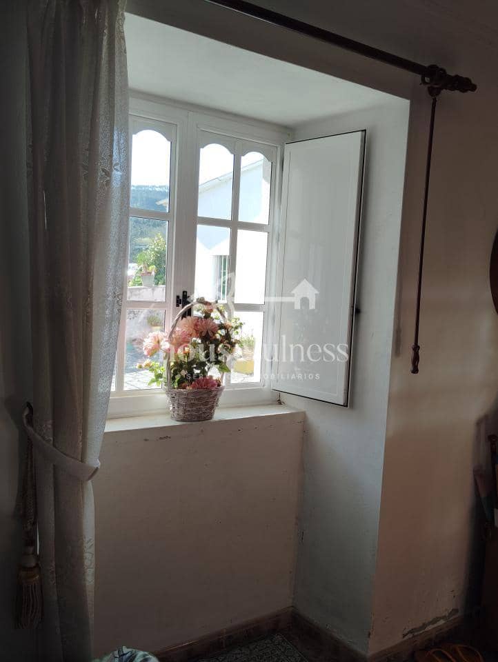 5 sypialnia Dom na sprzedaż w Ferrol z garażem - 210 000 € (Ref: 9291060)