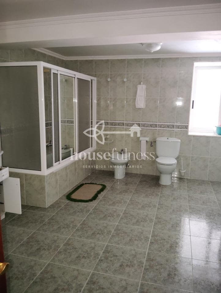 5 sypialnia Dom na sprzedaż w Ferrol z garażem - 210 000 € (Ref: 9291060)