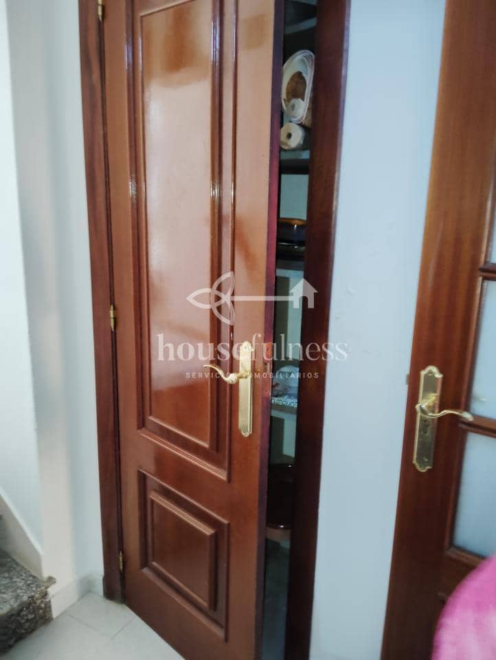 5 sypialnia Dom na sprzedaż w Ferrol z garażem - 210 000 € (Ref: 9291060)