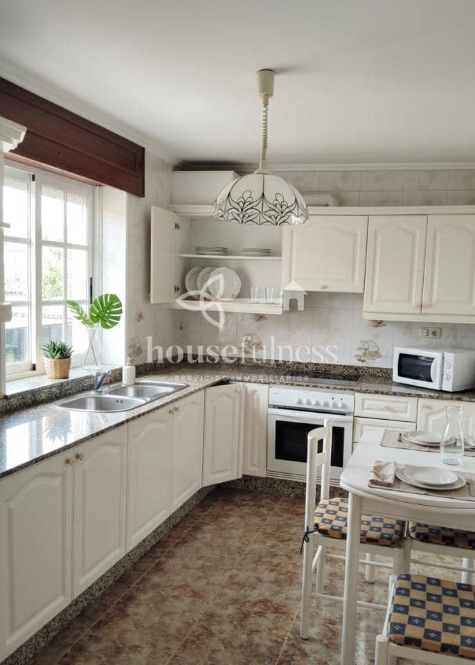 5 sypialnia Dom na sprzedaż w Ferrol z garażem - 210 000 € (Ref: 9291060)