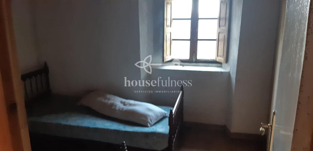 3 soveværelse Finca/Landehus til salg i Ortigueira - € 99.000 (Ref: 9294201)